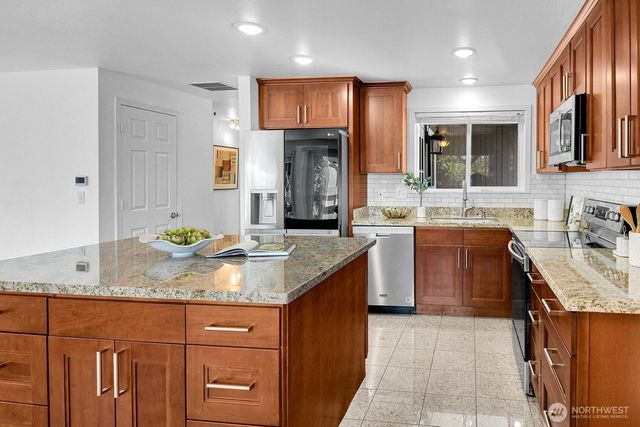 10241 SE 126 Avenue SE, Renton, WA 98056