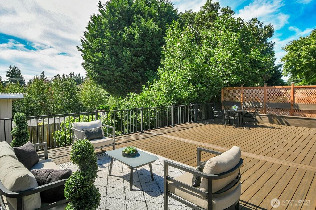 10241 SE 126 Avenue SE, Renton, WA 98056