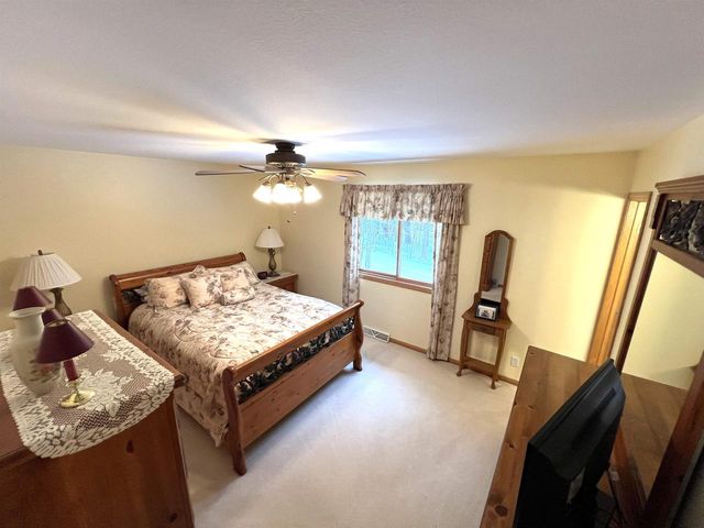 4092 Forest Lane, Rhinelander, WI 54501