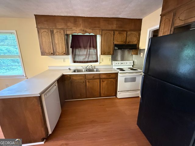 6988 Fielder Road, Rex, GA 30273