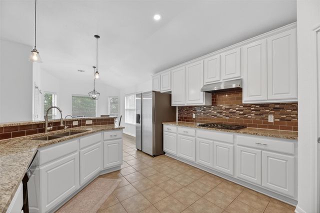 545 Manchester LN, Austin, TX 78737