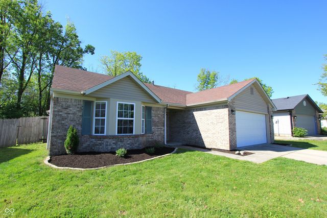 7711 Cherrybark Drive, Indianapolis, IN 46236