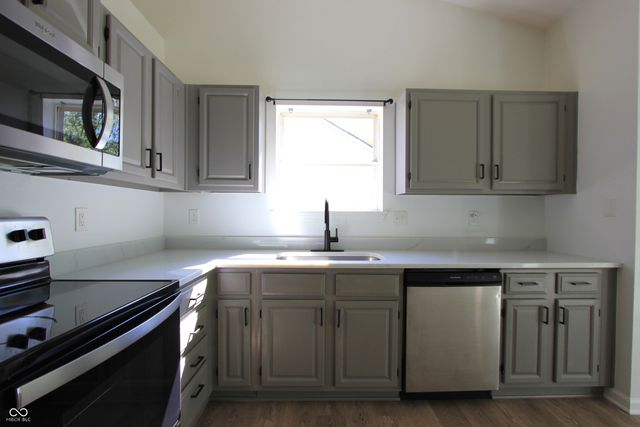 7711 Cherrybark Drive, Indianapolis, IN 46236