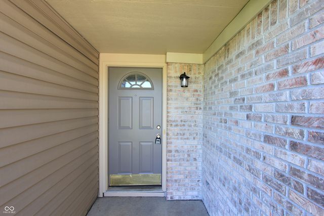 7711 Cherrybark Drive, Indianapolis, IN 46236