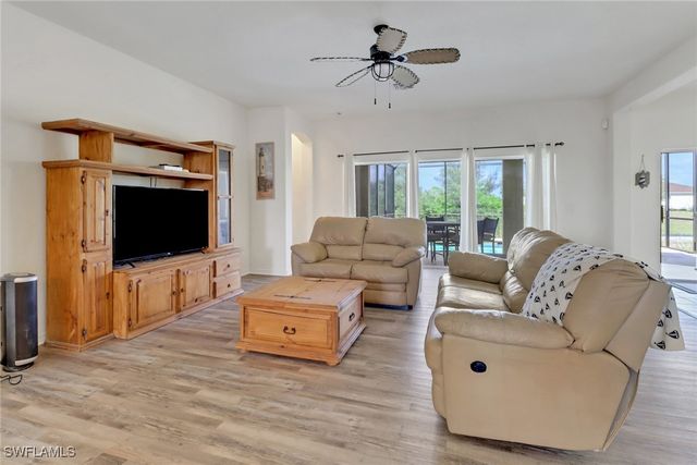 1509 SW 17th PL, Cape Coral, FL 33991