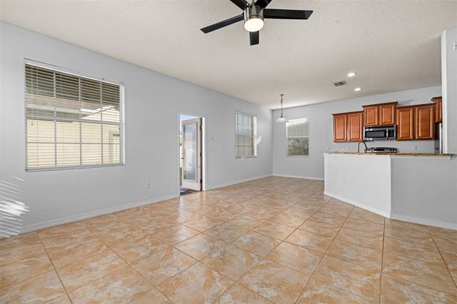 6829 SUNDROP STREET, Harmony, FL 34773