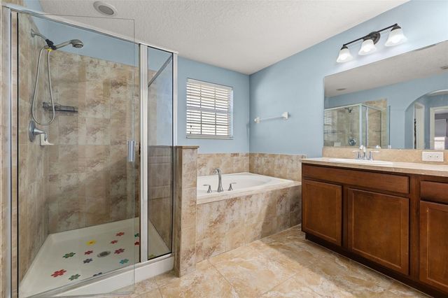 6829 SUNDROP STREET, Harmony, FL 34773