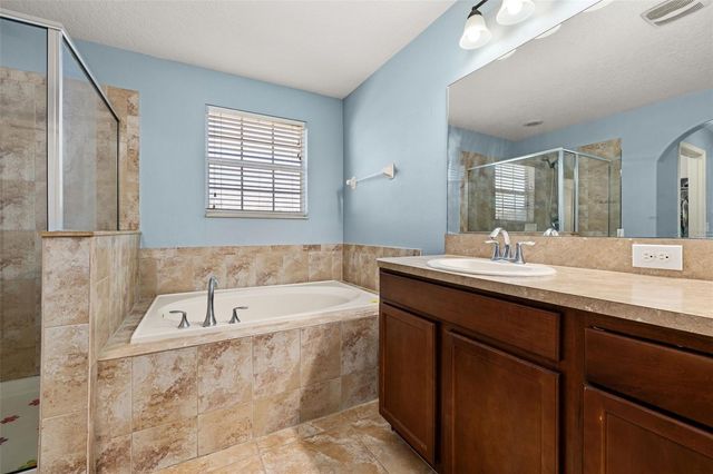 6829 SUNDROP STREET, Harmony, FL 34773