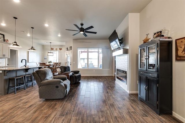 4716 Bermuda Drive, Mustang, OK 73064