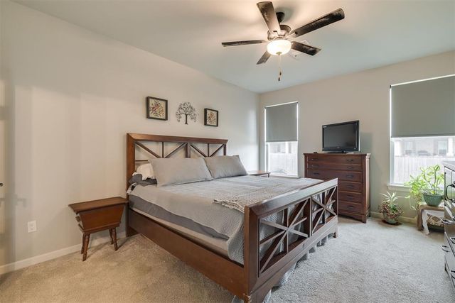 4716 Bermuda Drive, Mustang, OK 73064