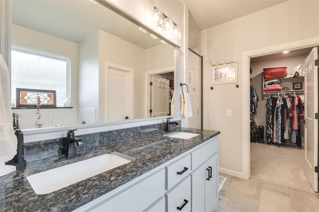 4716 Bermuda Drive, Mustang, OK 73064