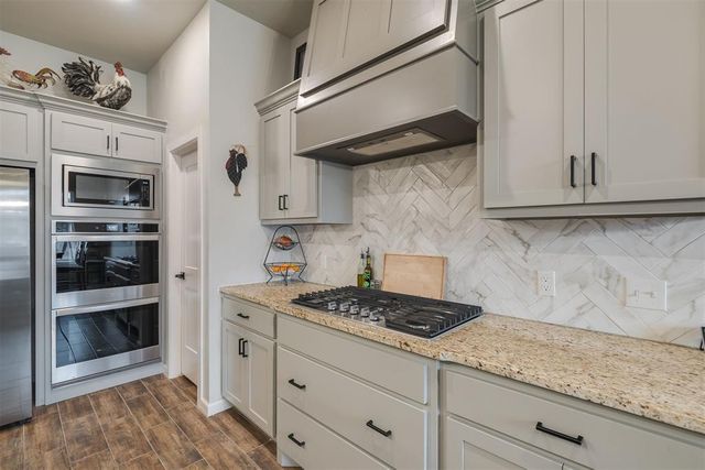 4716 Bermuda Drive, Mustang, OK 73064