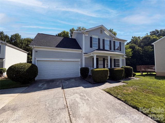 11220 Northwoods Forest Drive, Charlotte, NC 28214