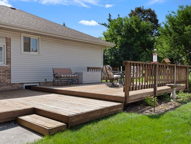 5327 Forest Trail, Oak Forest, IL 60452