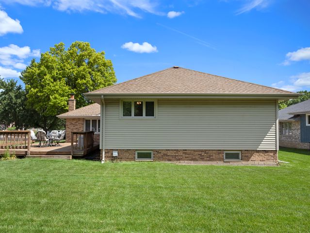 5327 Forest Trail, Oak Forest, IL 60452