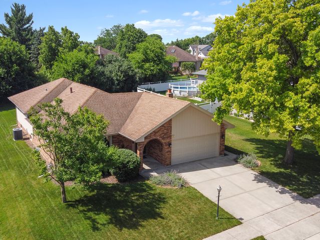 5327 Forest Trail, Oak Forest, IL 60452