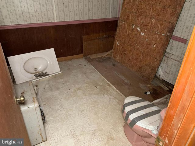 20 WHIPPOORWILL LN, Lock Haven, PA 17745