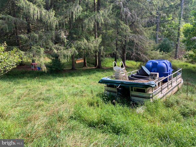 20 WHIPPOORWILL LN, Lock Haven, PA 17745