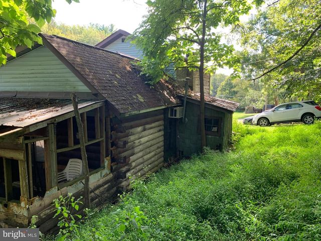 20 WHIPPOORWILL LN, Lock Haven, PA 17745