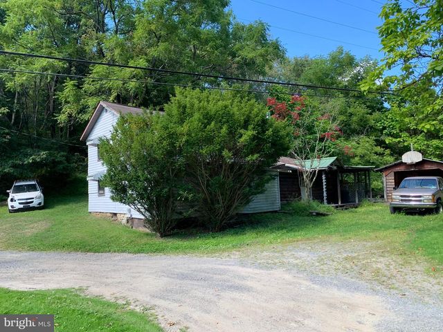 20 WHIPPOORWILL LN, Lock Haven, PA 17745