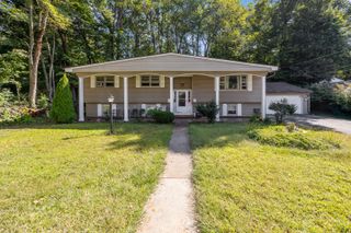 47 Regal Court, Waterbury, CT 06705