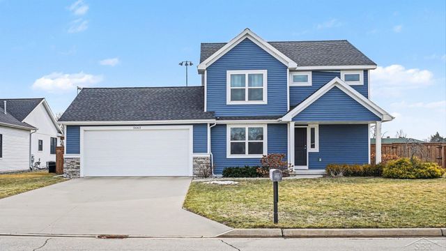 5663 S Stone Briar Lane, Tittabawassee Twp, MI 48623