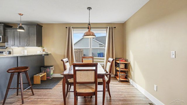 5663 S Stone Briar Lane, Tittabawassee Twp, MI 48623