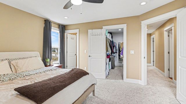 5663 S Stone Briar Lane, Tittabawassee Twp, MI 48623