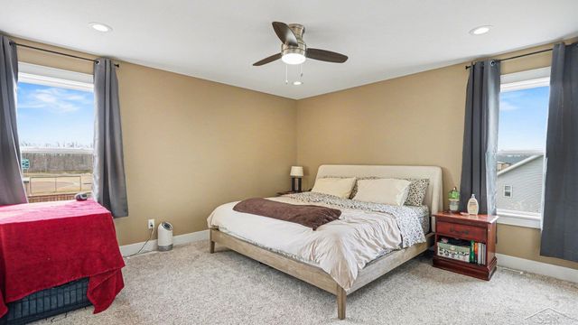 5663 S Stone Briar Lane, Tittabawassee Twp, MI 48623