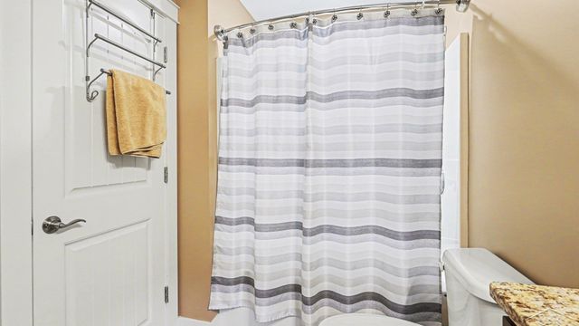 5663 S Stone Briar Lane, Tittabawassee Twp, MI 48623