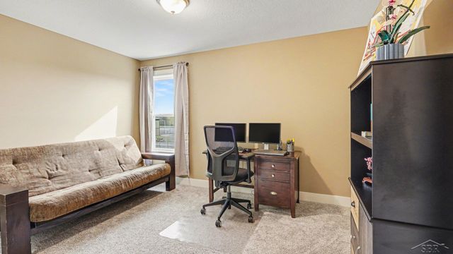 5663 S Stone Briar Lane, Tittabawassee Twp, MI 48623