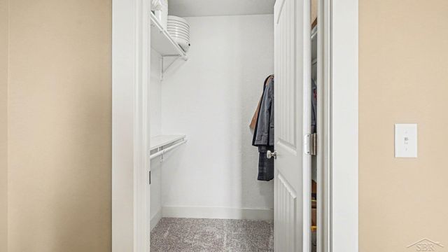 5663 S Stone Briar Lane, Tittabawassee Twp, MI 48623