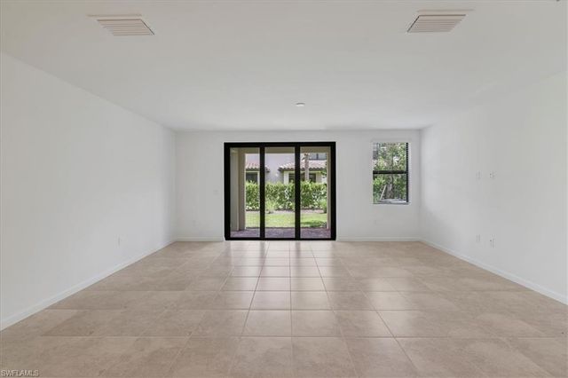 1533 Lake Jessup CIR, Cape Coral, FL 33909