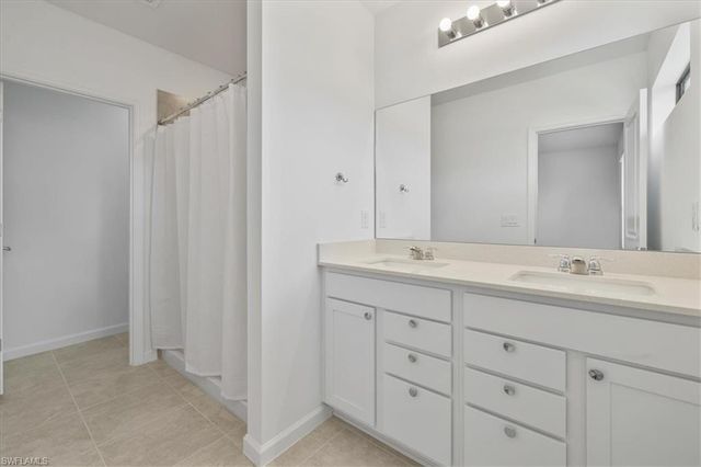 1533 Lake Jessup CIR, Cape Coral, FL 33909
