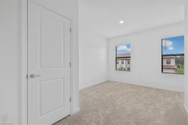 1533 Lake Jessup CIR, Cape Coral, FL 33909