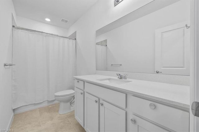 1533 Lake Jessup CIR, Cape Coral, FL 33909