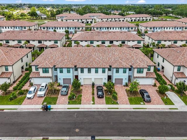 1533 Lake Jessup CIR, Cape Coral, FL 33909