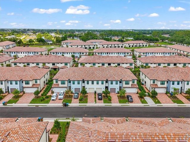 1533 Lake Jessup CIR, Cape Coral, FL 33909