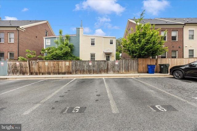 16 5TH ST E, Frederick, MD 21701