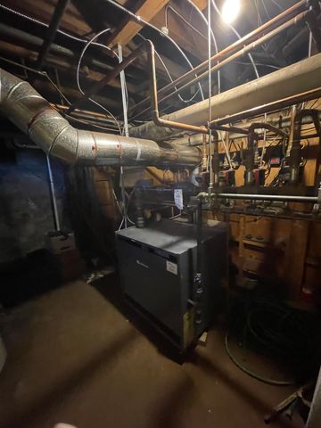 31 Pearl Street, Essex Junction, VT 05452