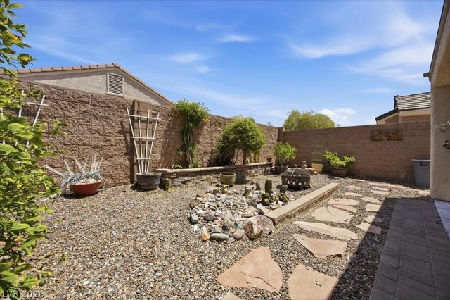 525 Cypress Links Avenue, Henderson, NV 89012