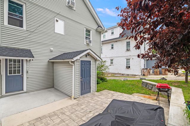 21 Quintard Terrace 2nd Floor, Stamford, CT 06902