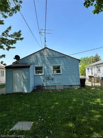 5157 S Hubbard Street, Wayne, MI 48184