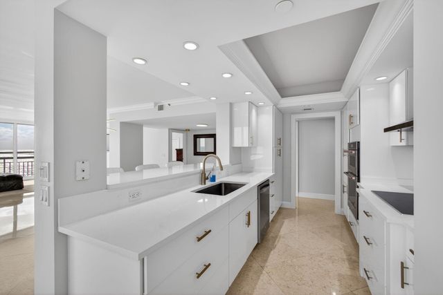 4000 N Ocean Drive 701, Singer Island, FL 33404