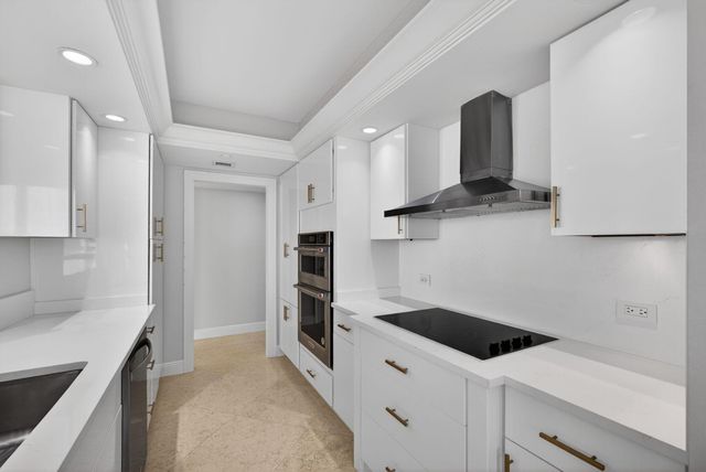 4000 N Ocean Drive 701, Singer Island, FL 33404