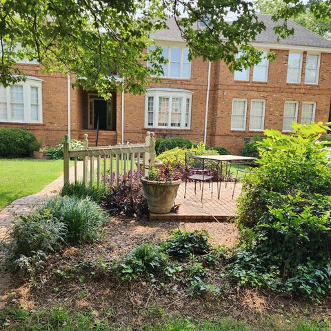 175 B Corbin Avenue, Macon, GA 31204