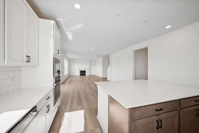 11645 Harbor Circle N, Dayton, MN 55369