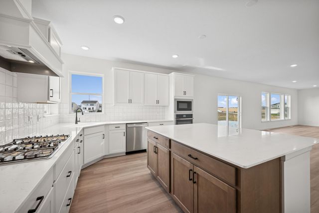 11645 Harbor Circle N, Dayton, MN 55369