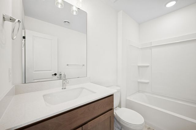 11645 Harbor Circle N, Dayton, MN 55369