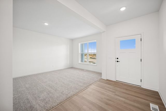 11645 Harbor Circle N, Dayton, MN 55369